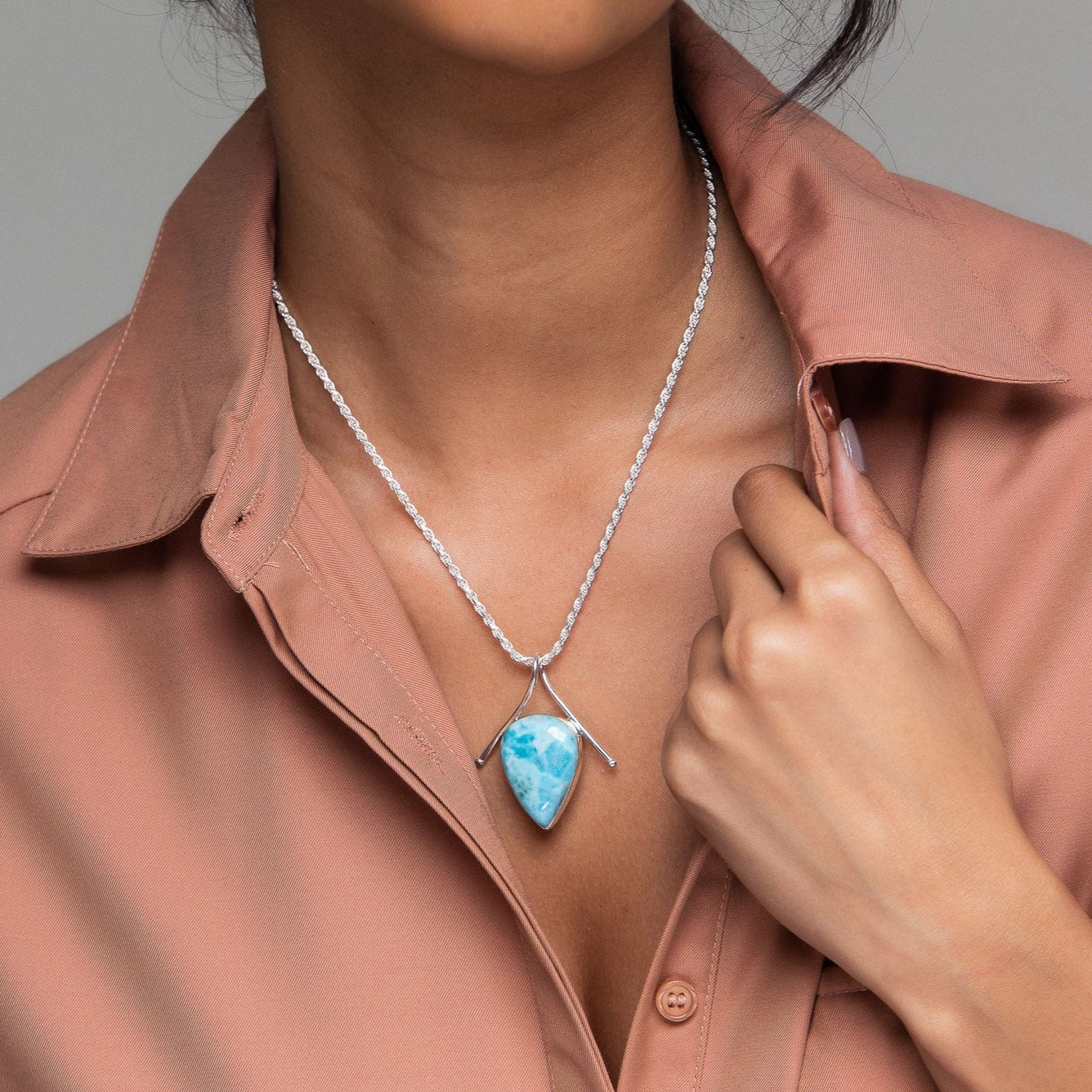 Dominican Republic Laminar Jewelry Zamira