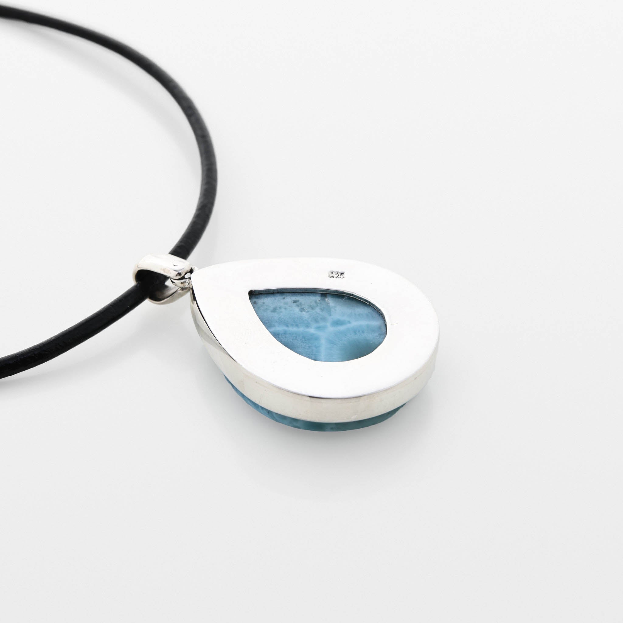 Larimar Pendant Valley