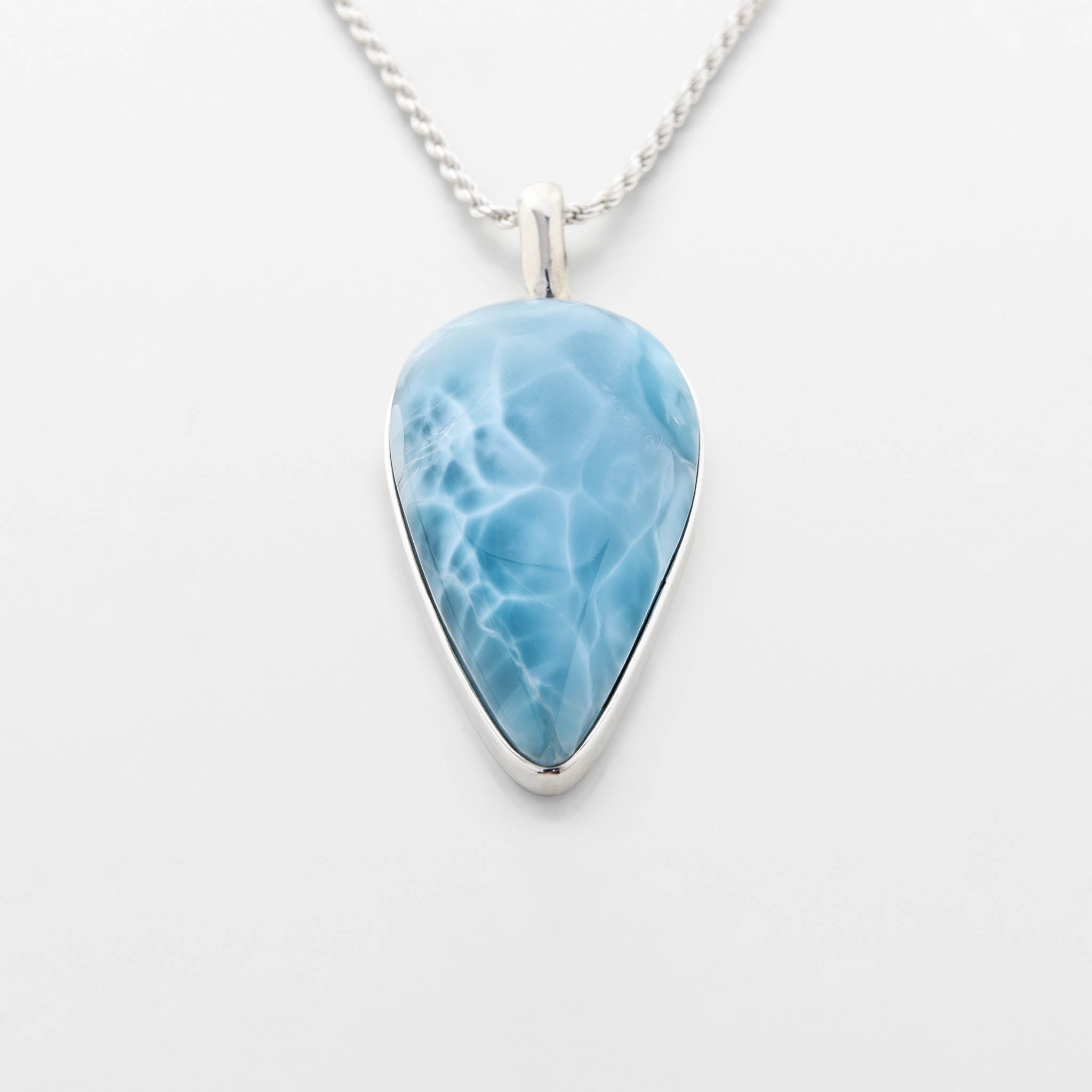 Larimar Pendant Valor