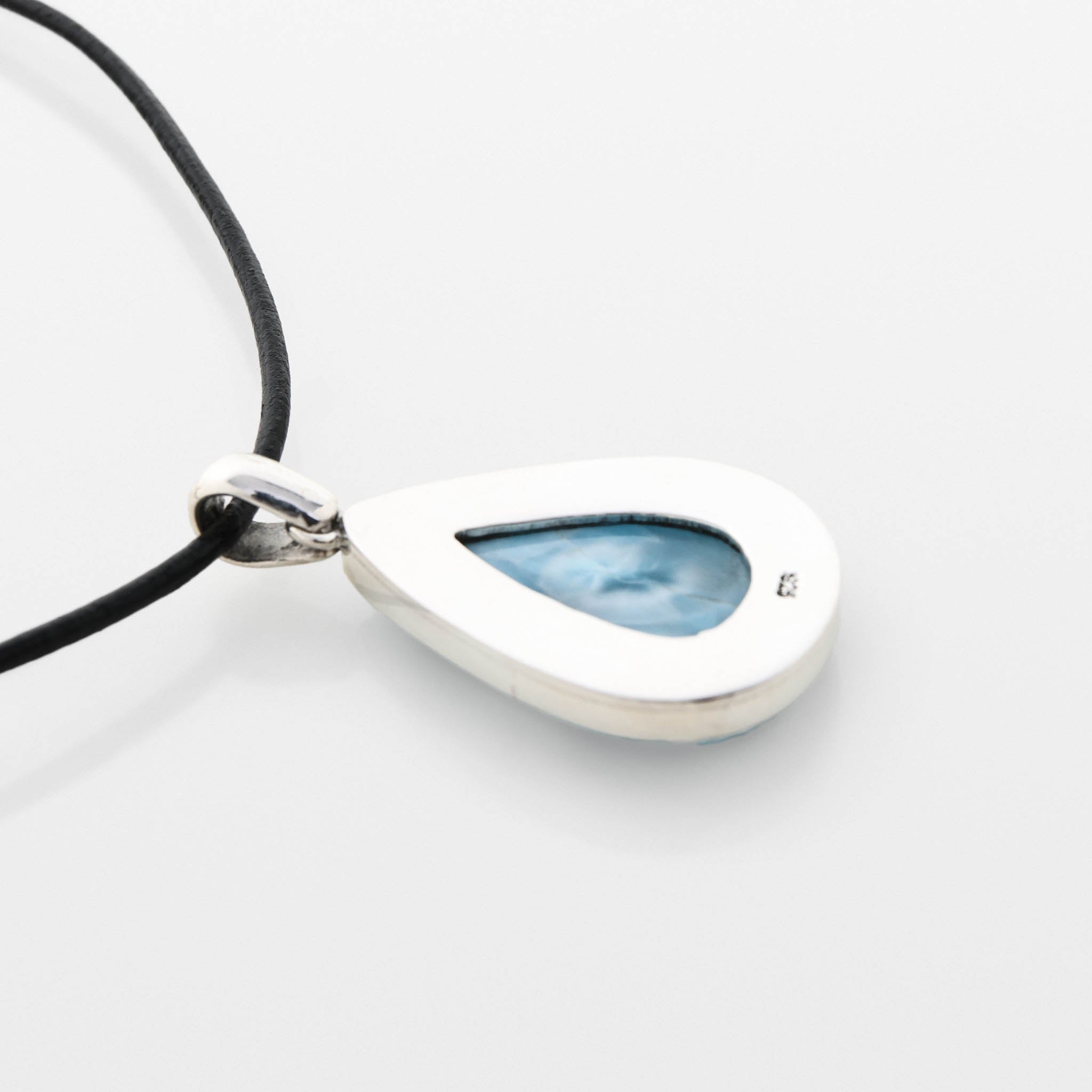 Larimar Pendant Vanessa