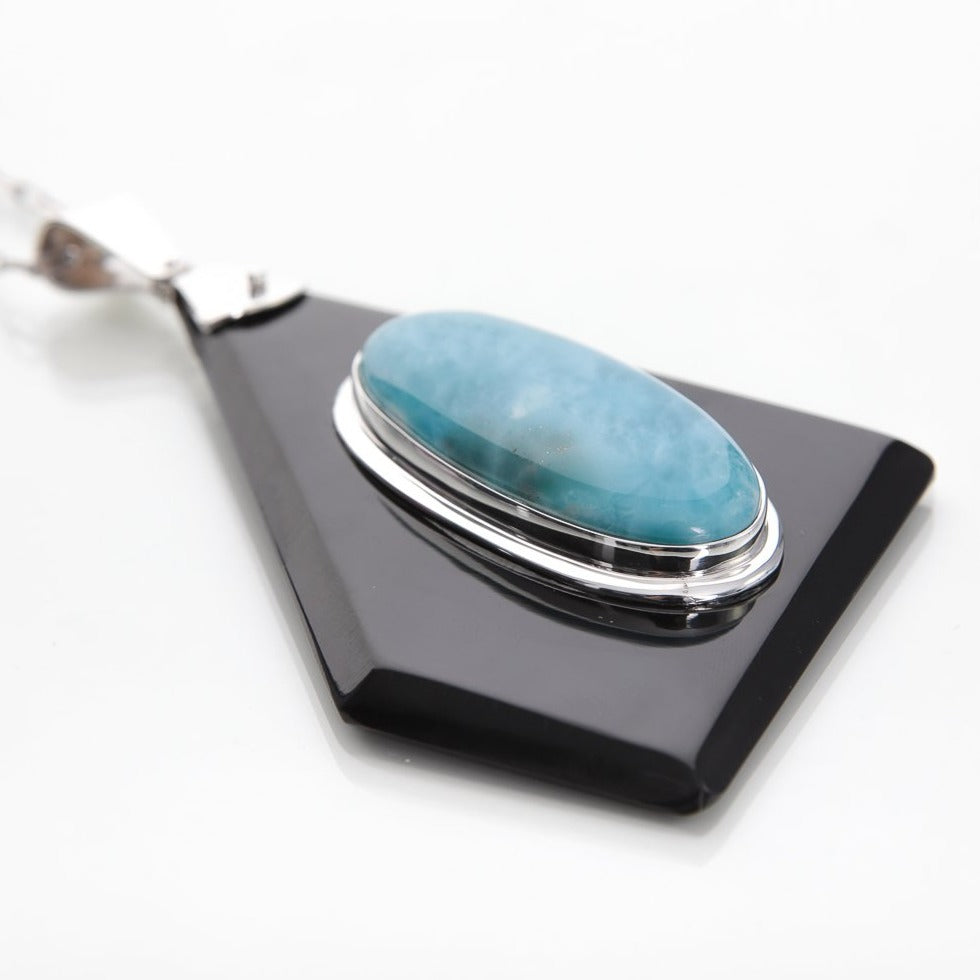 Larimar Cow Horn