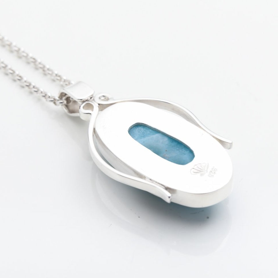 Larimar Pendant, Finn
