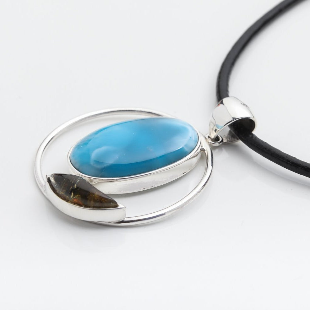 Larimar Amber Pendant, Isleña I