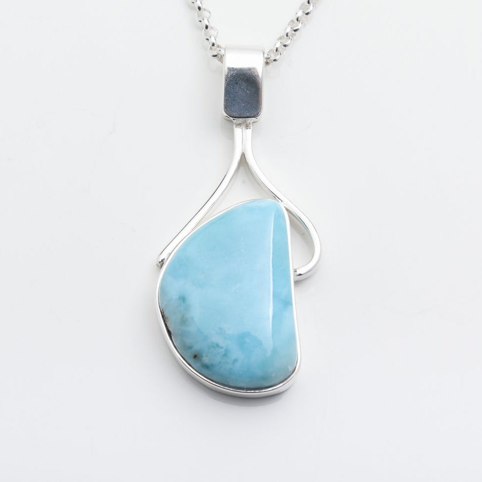 Larimar Pendant, Ada