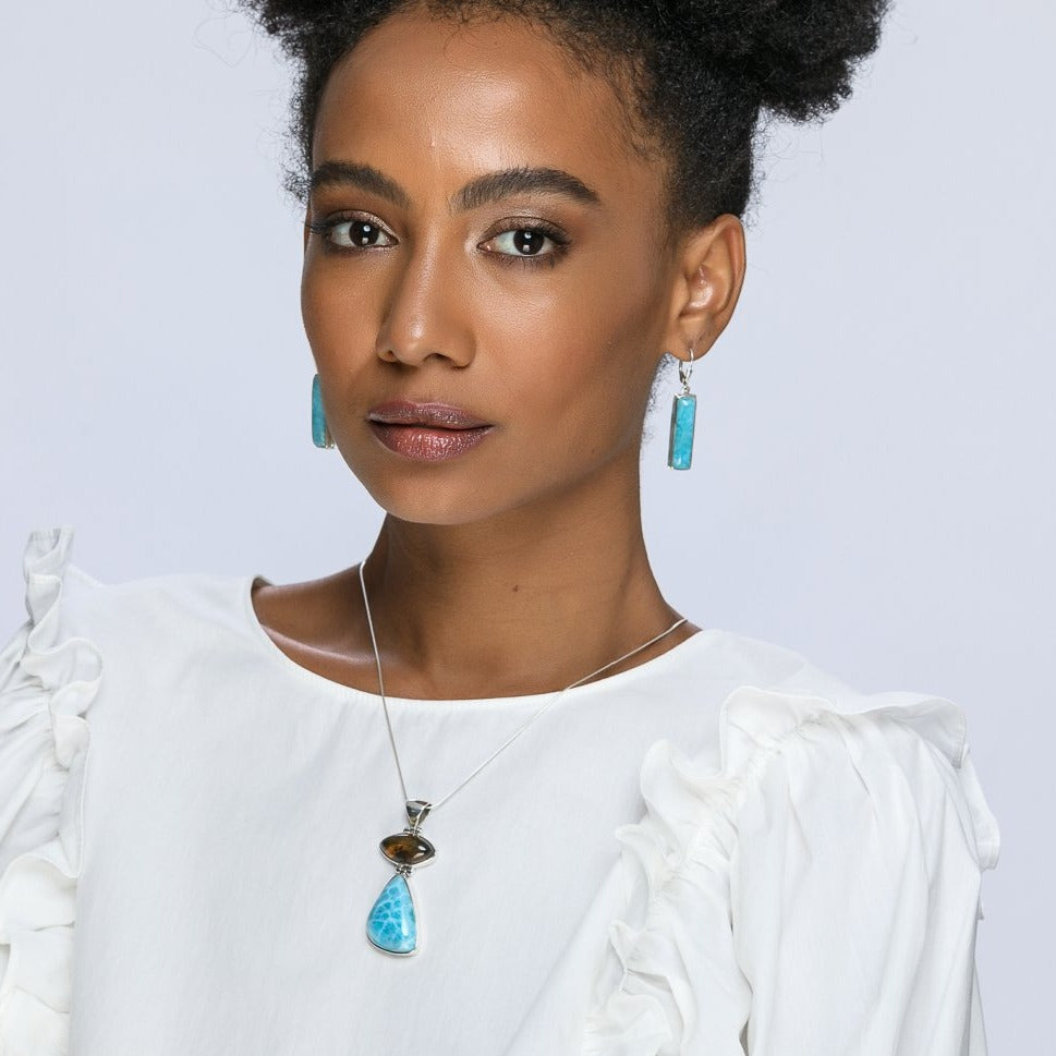 Larimar Amber Pendant, Martina