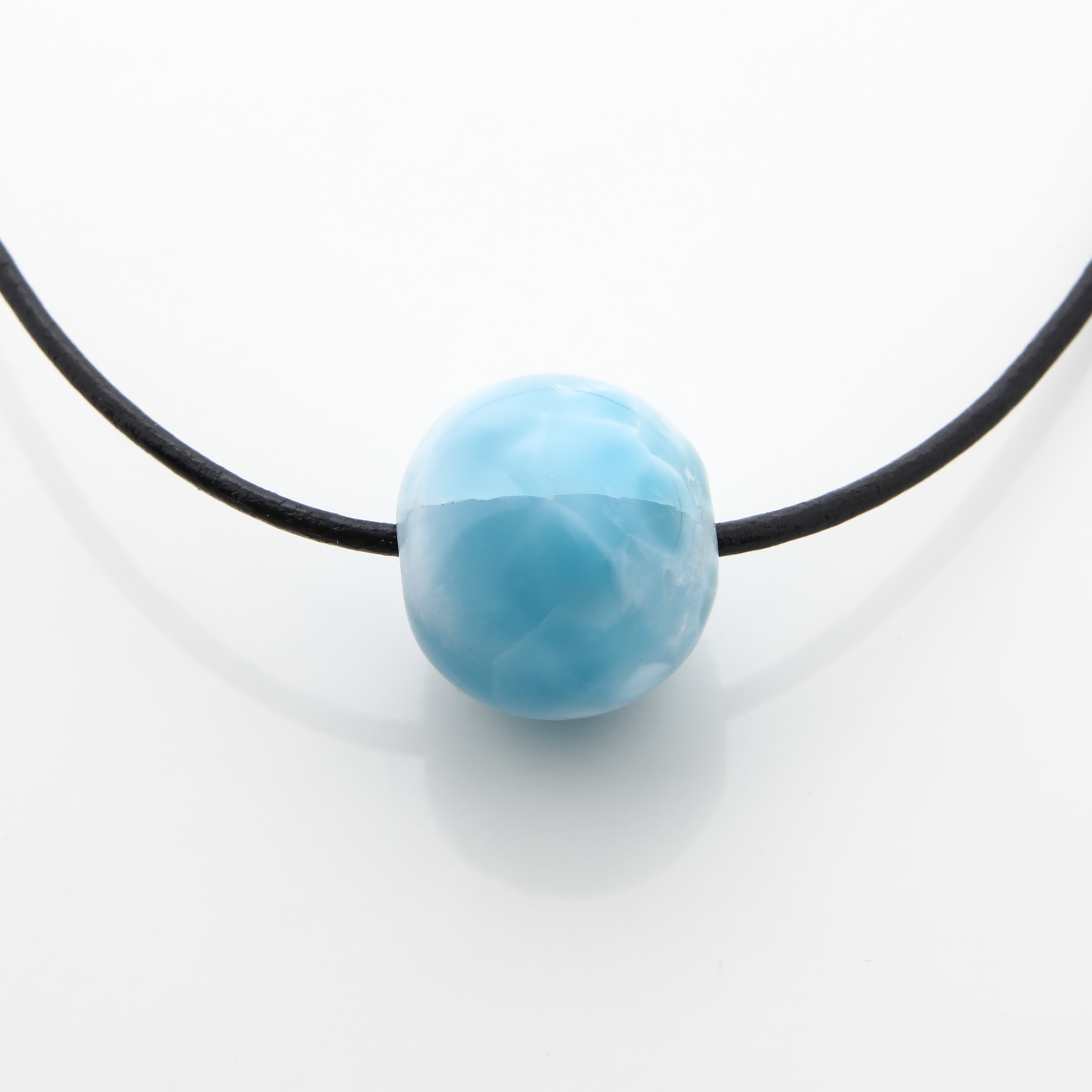 Larimar Round Bead Cecile - M