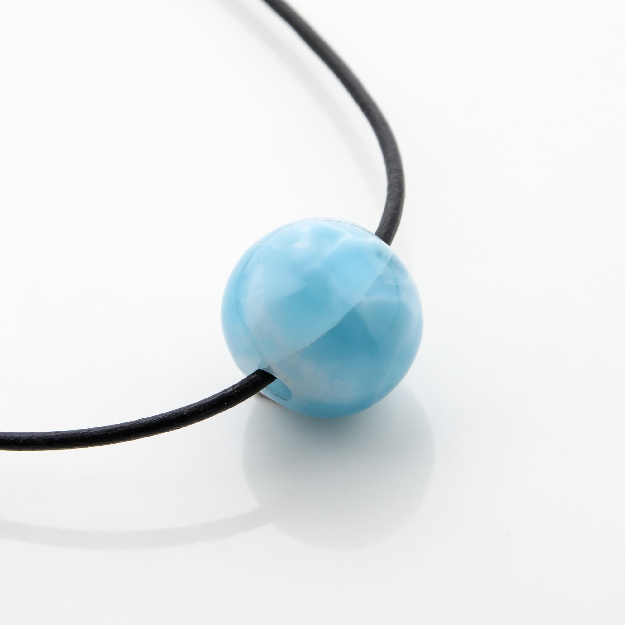 Larimar Round Bead Cecile - M