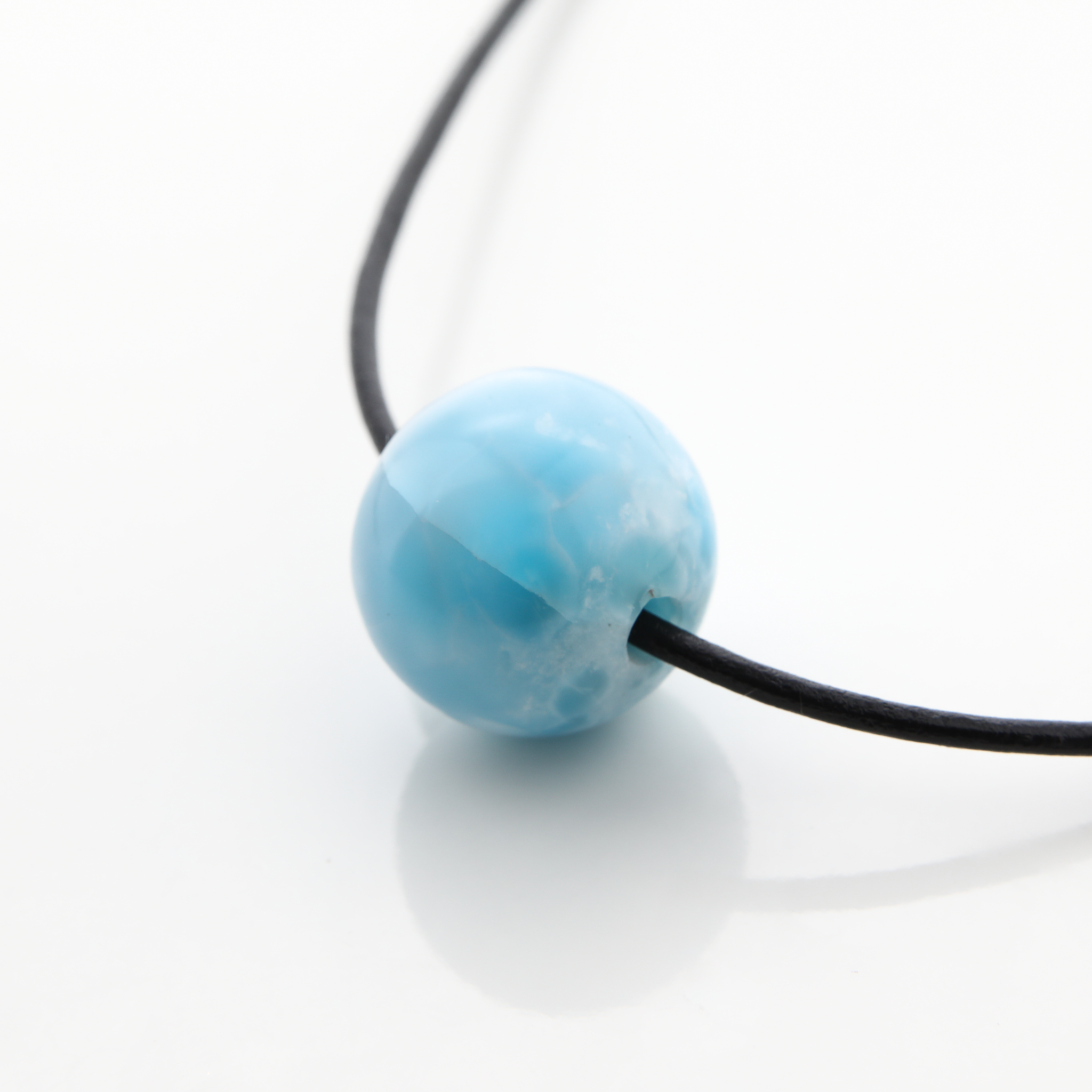 Larimar Round Bead Cecile - M