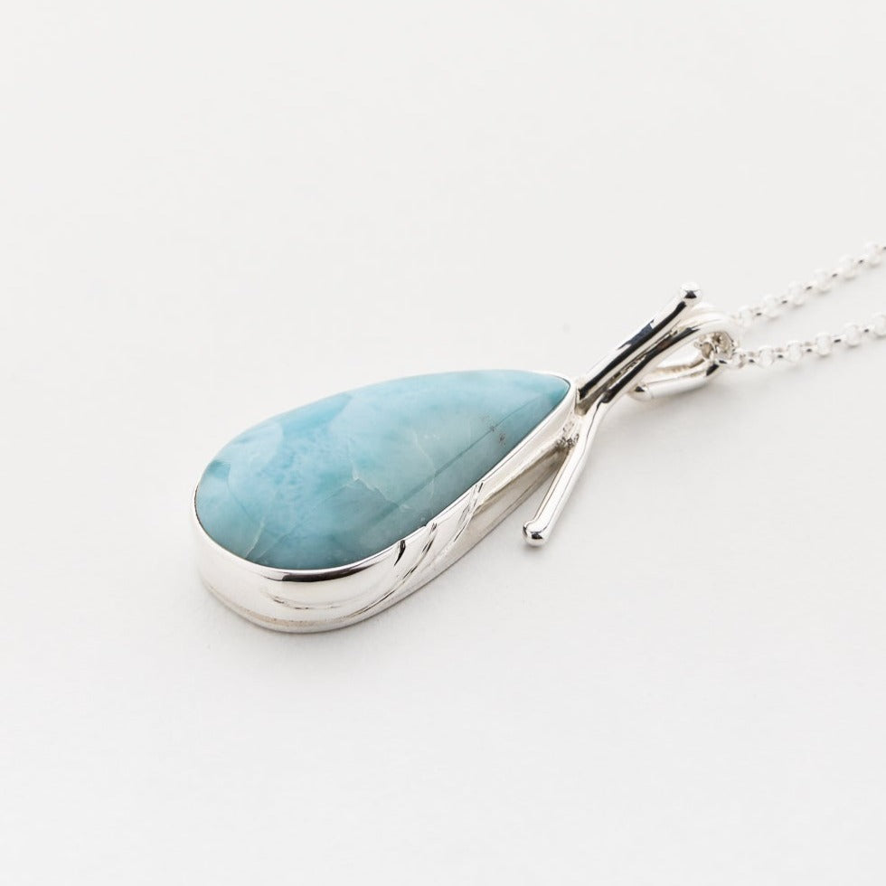 Larimar Pendant, Nidelva