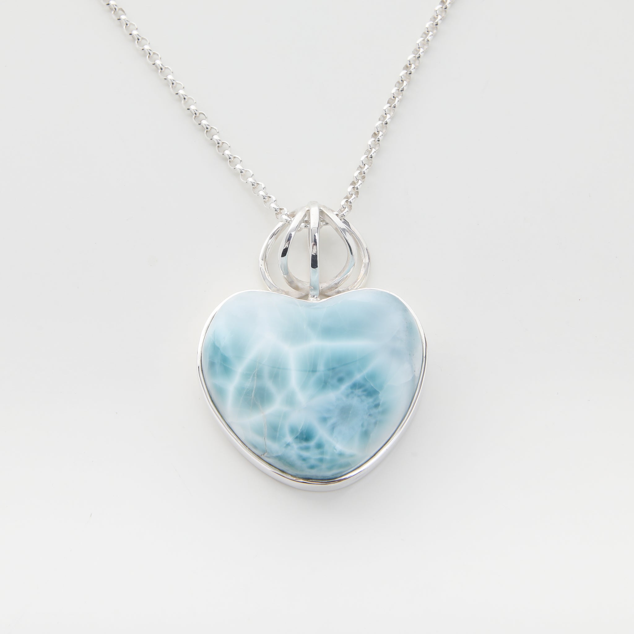 Larimar Heart Pendant, Domenica