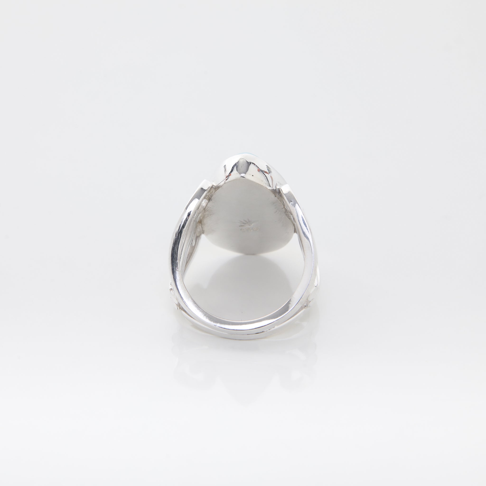 Larimar Ring, Alvar