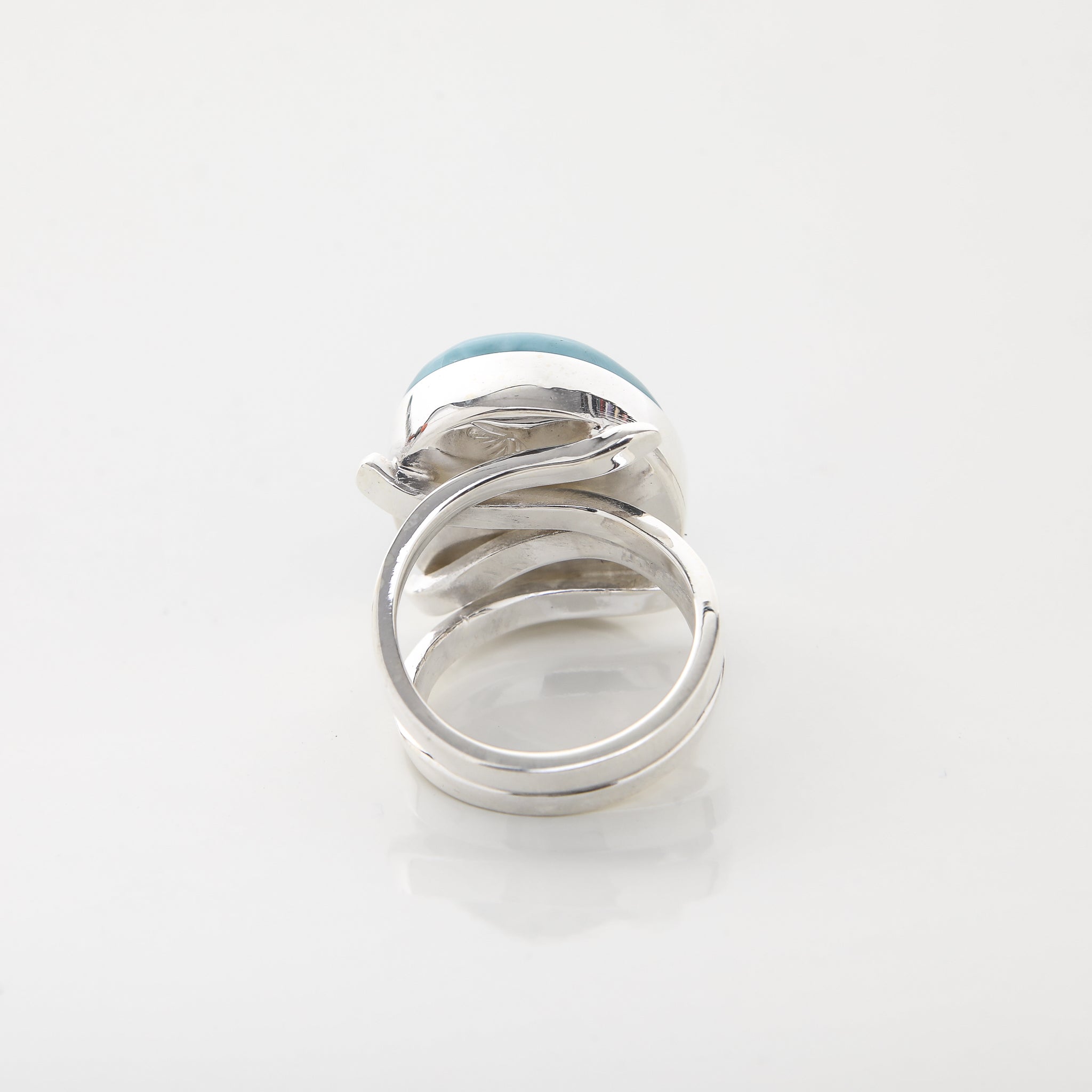 Larimar Ring, Michele
