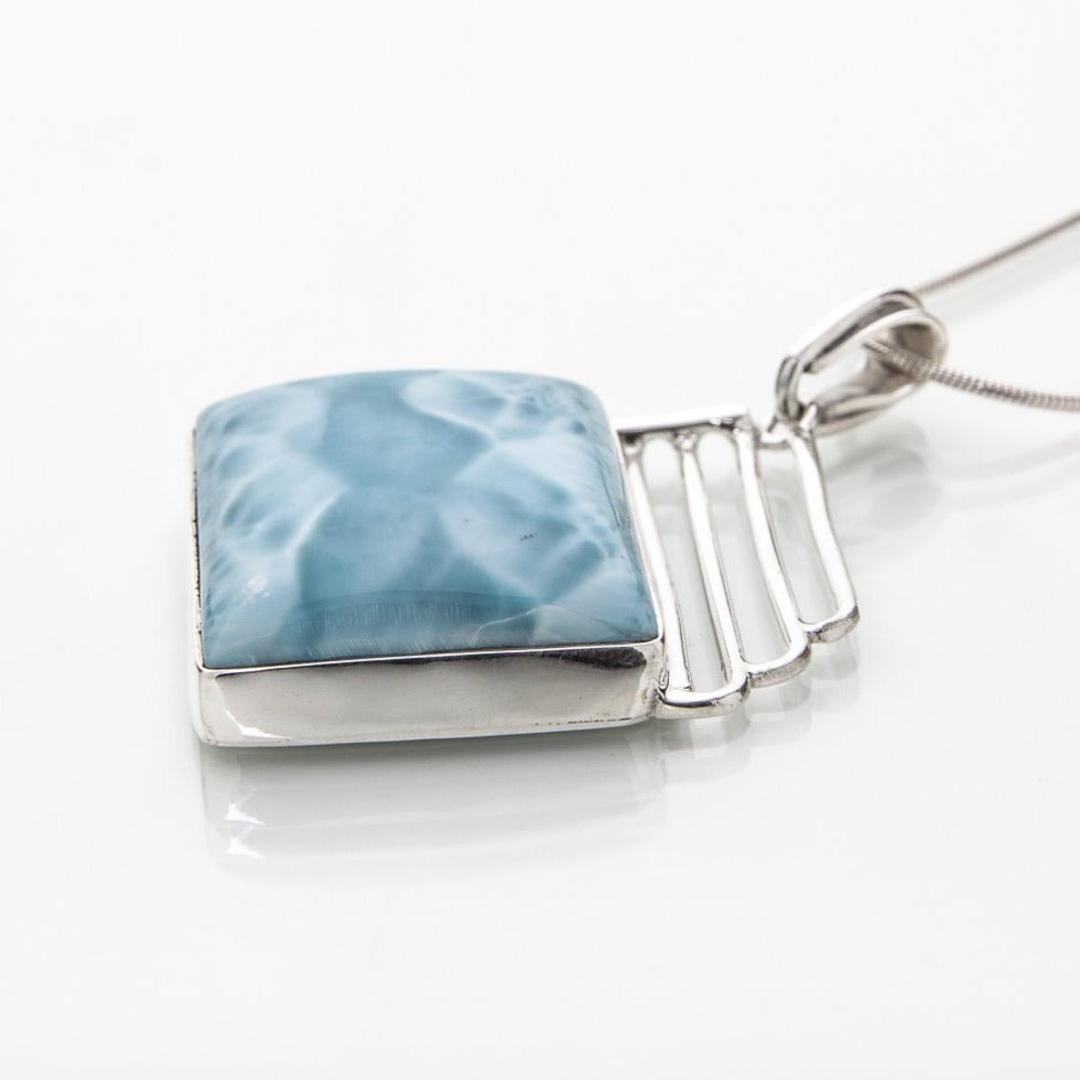 Larimar Pendant, Aiale