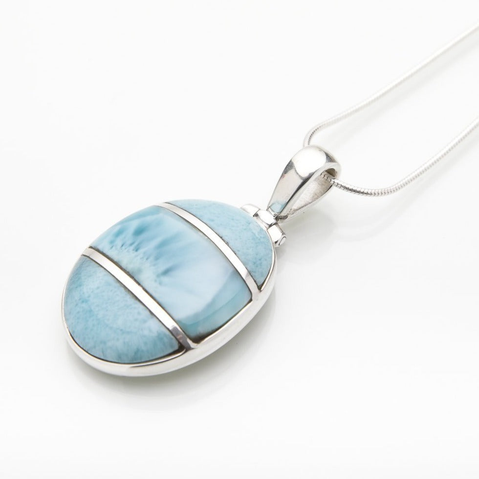 Larimar Pendant, Zina
