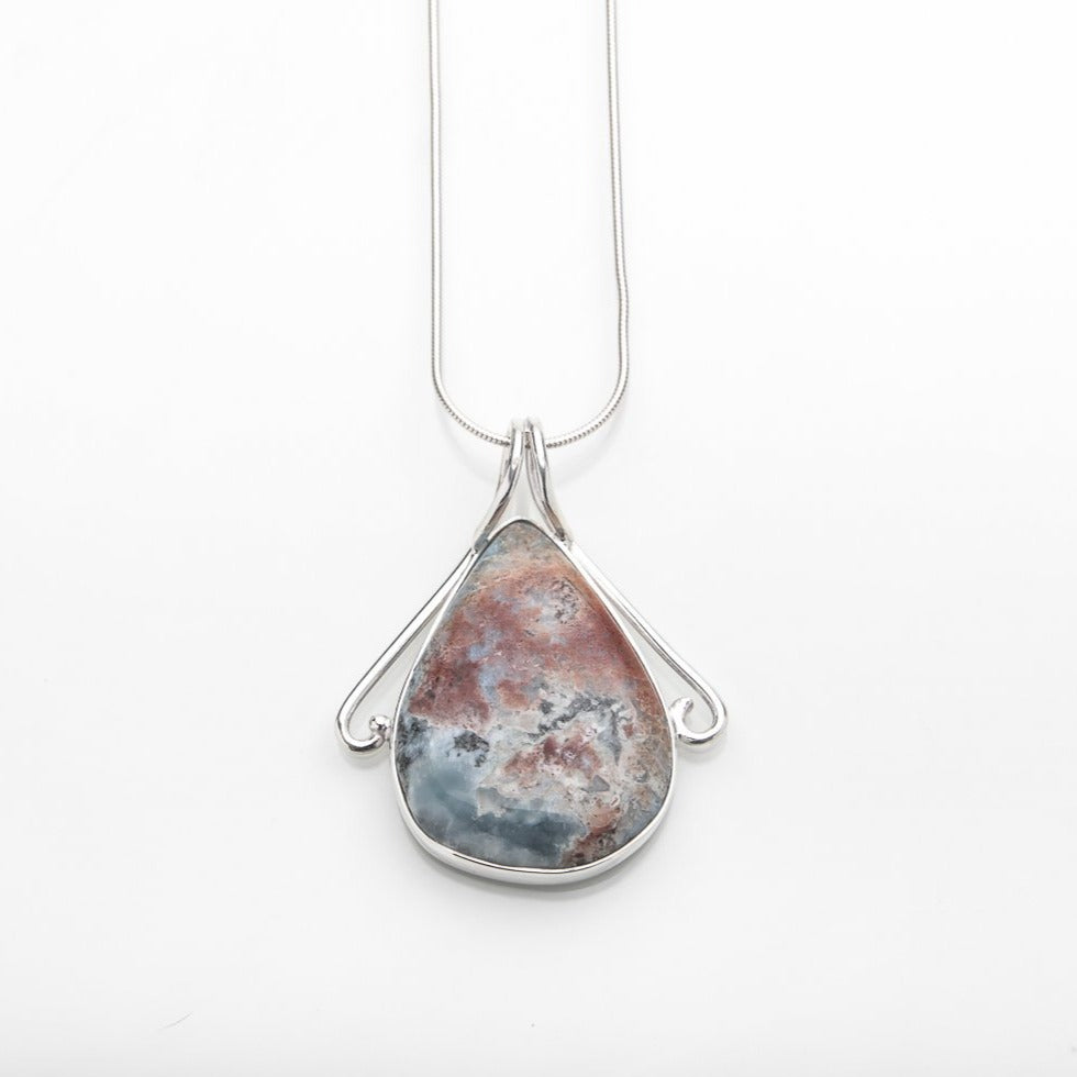 Larimar Pendant, Kilauea