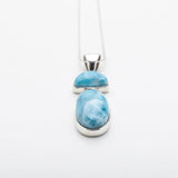 Larimar Pendant, Abril