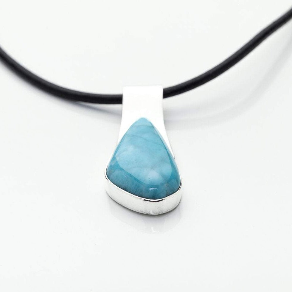 Larimar Pendant, Monika