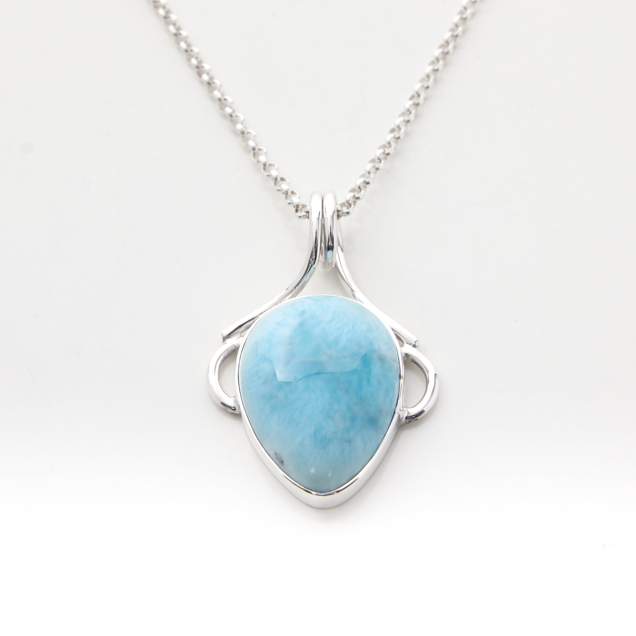 Larimar Pendant Lilou
