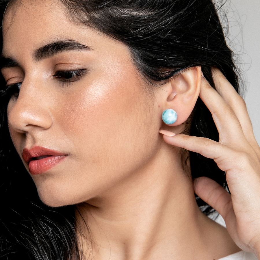 These larimar round bead stud earrings are the perfect combination of beauty and functionality. The lightweight design makes them comfortable to wear all day long, while the stunning larimar stones add a touch of elegance and style.