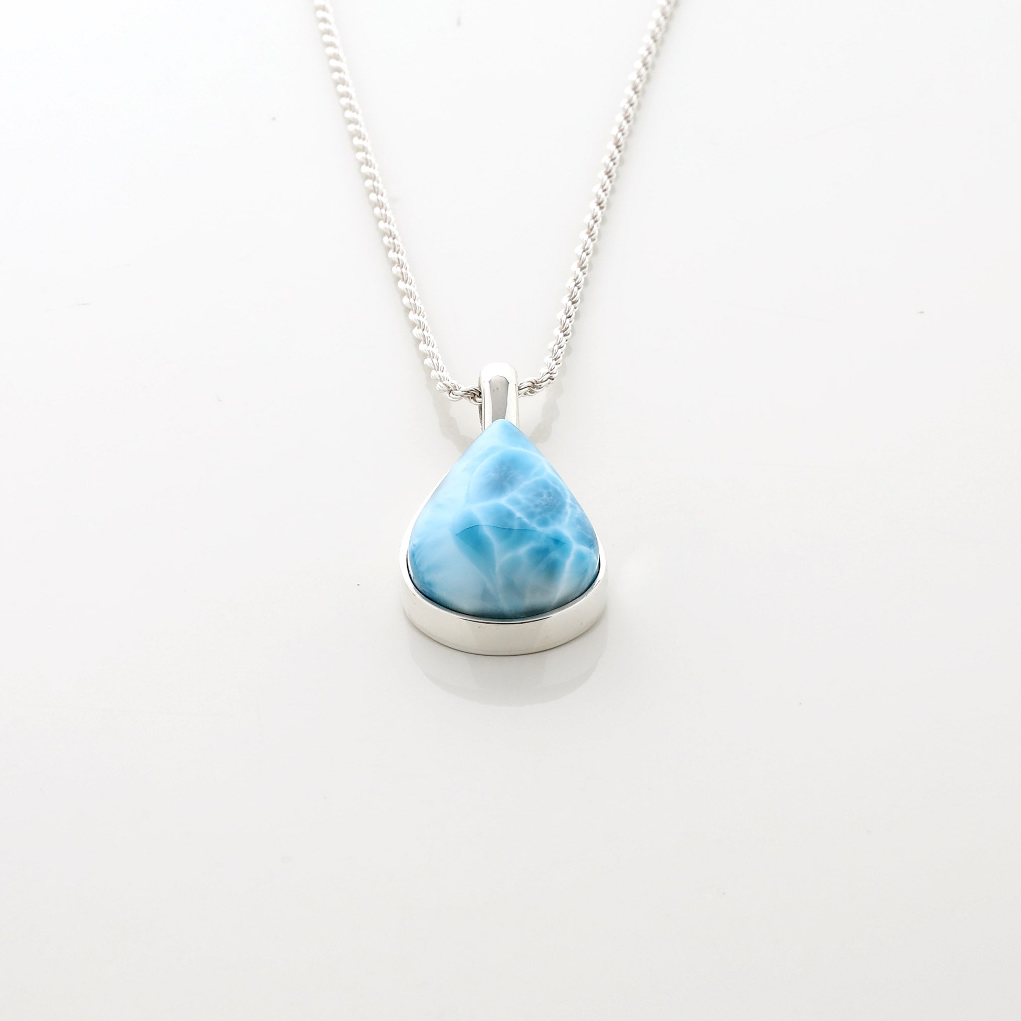 Larimar Pendant Daisy