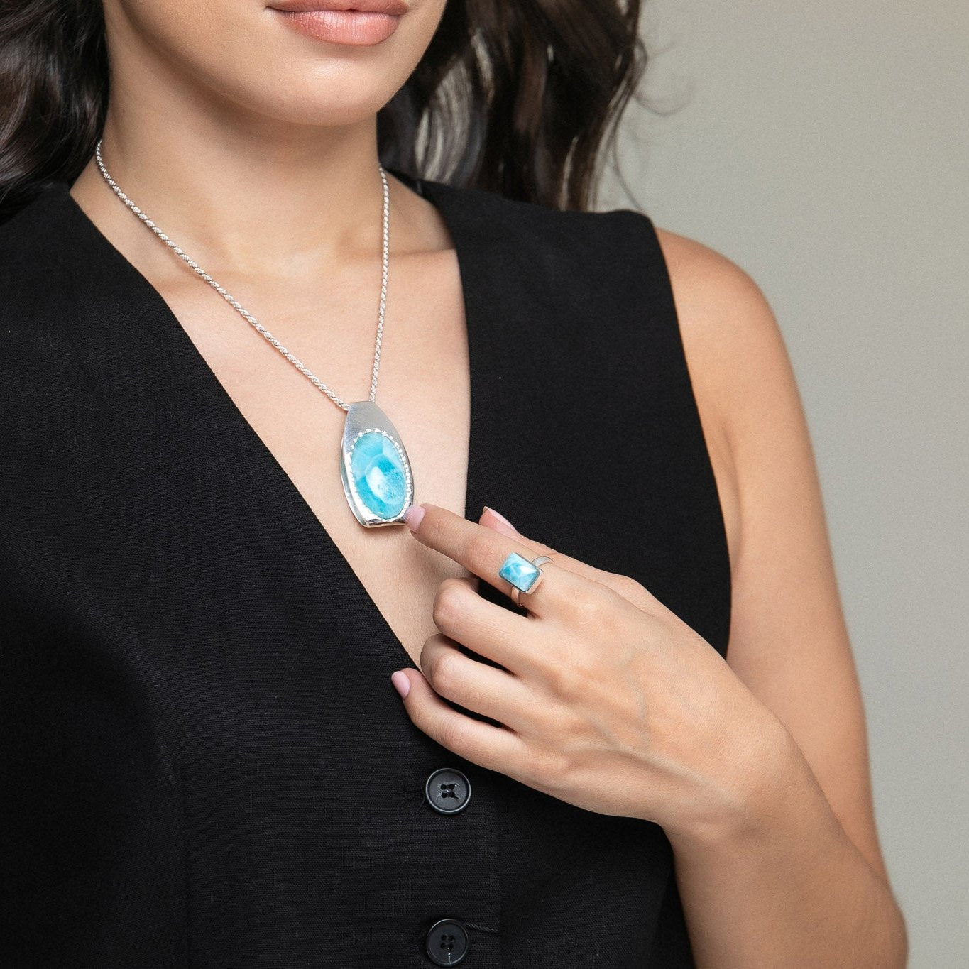 Larimar Square Ring Plumb