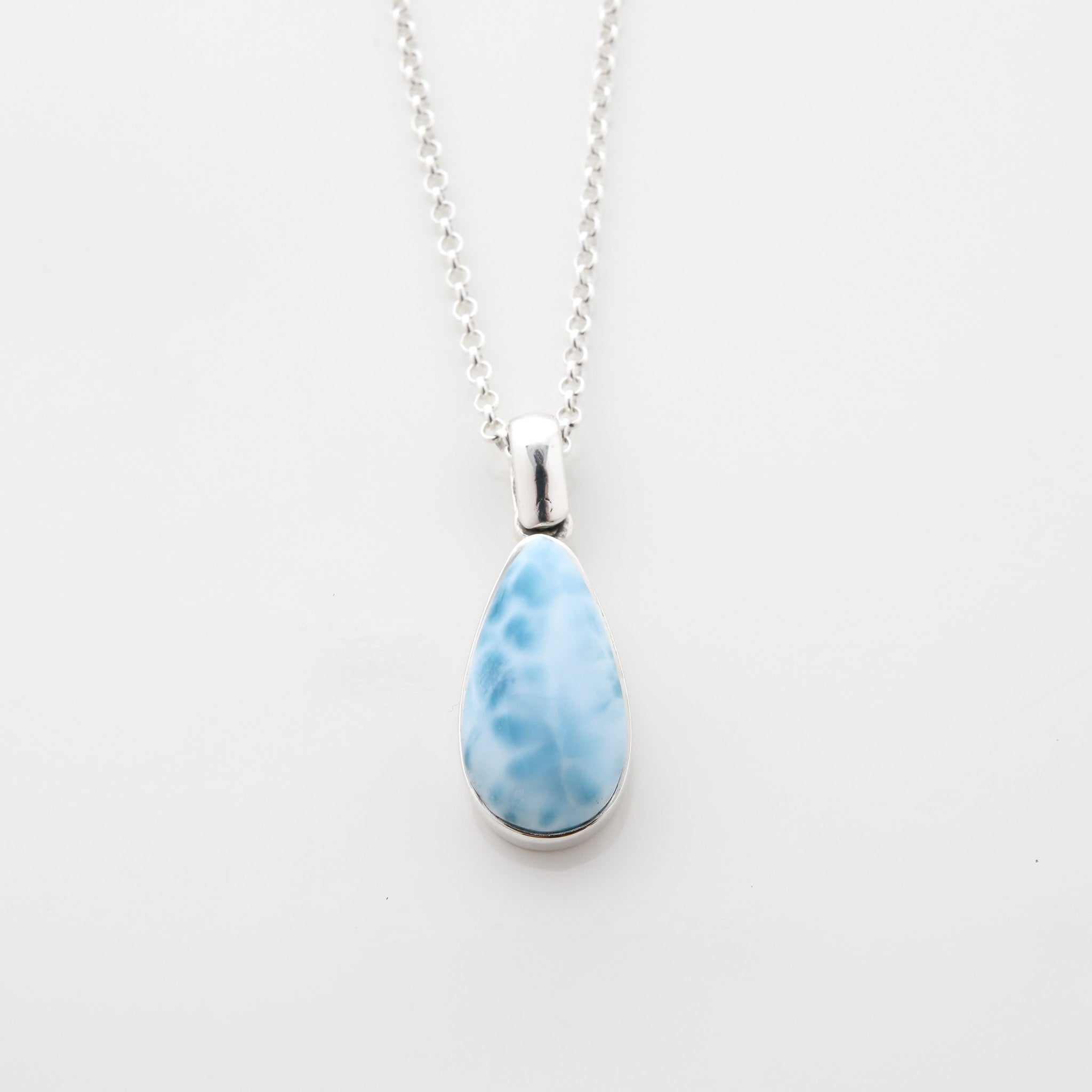 Larimar Pendant Cove