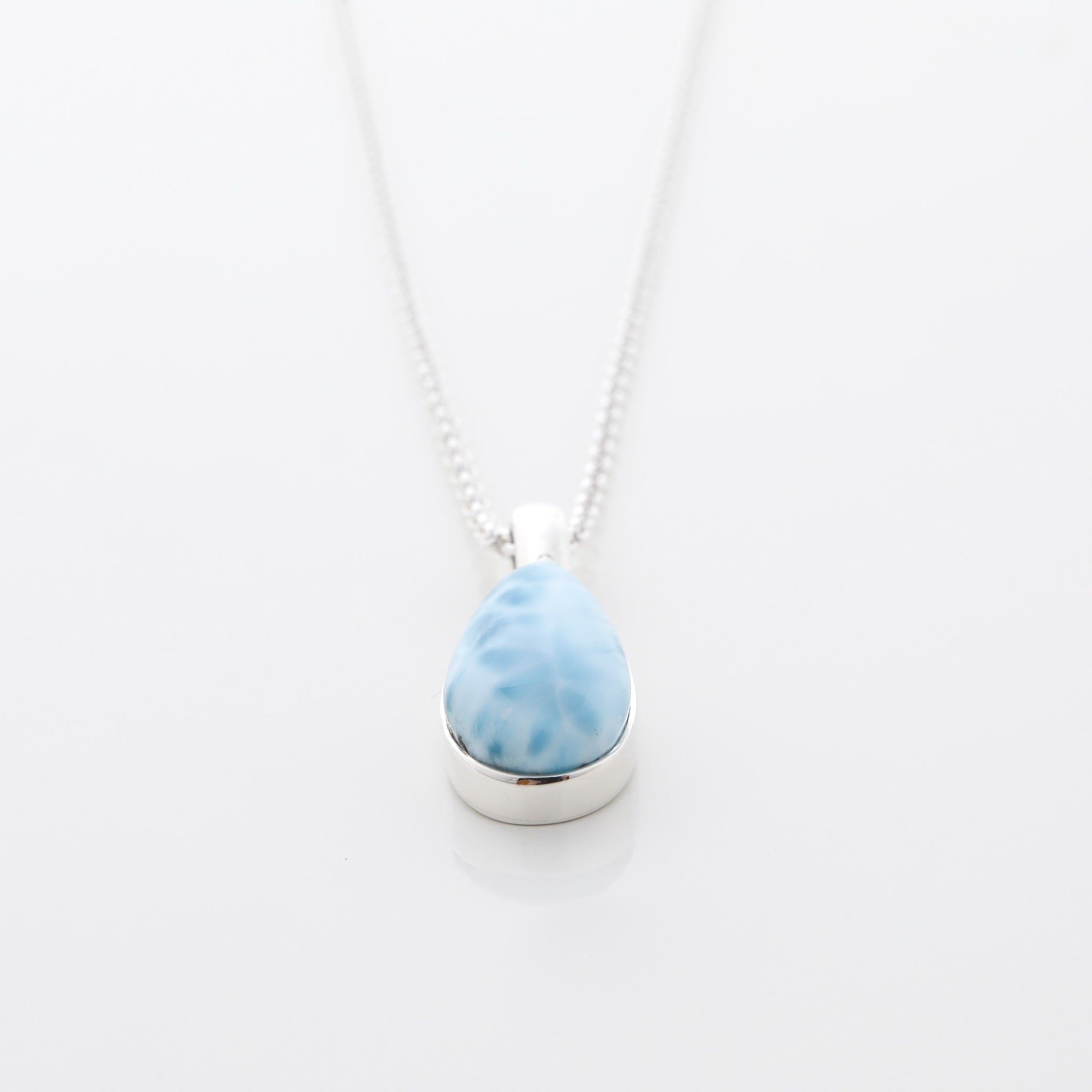 Larimar Pendant Cove