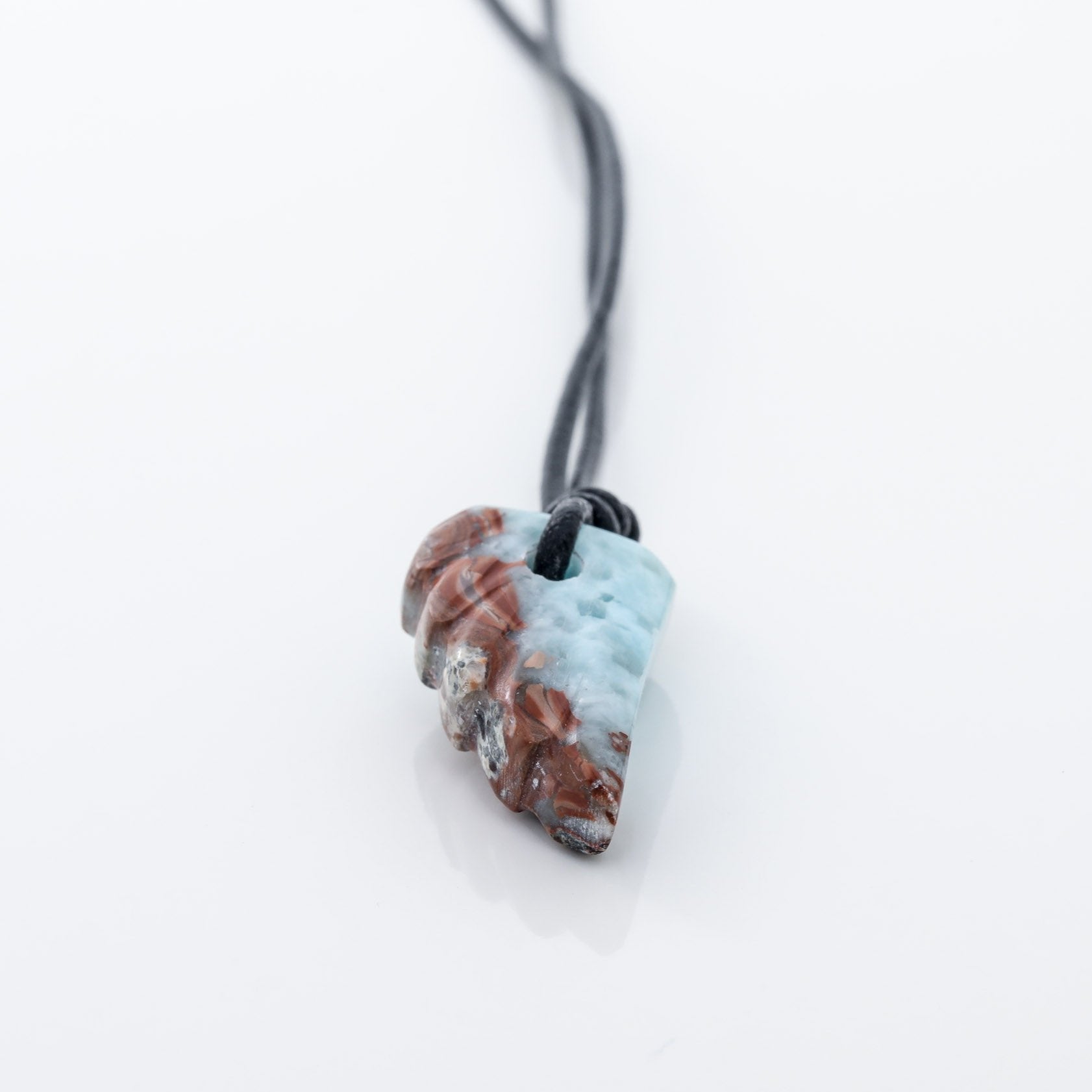 Men Larimar Wing Necklace Onyx