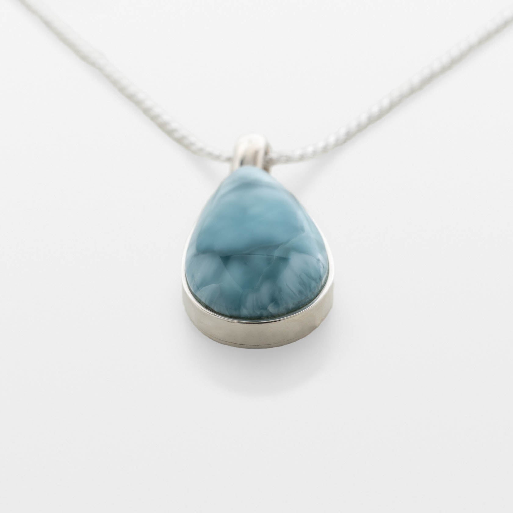 Larimar Pendant Sia