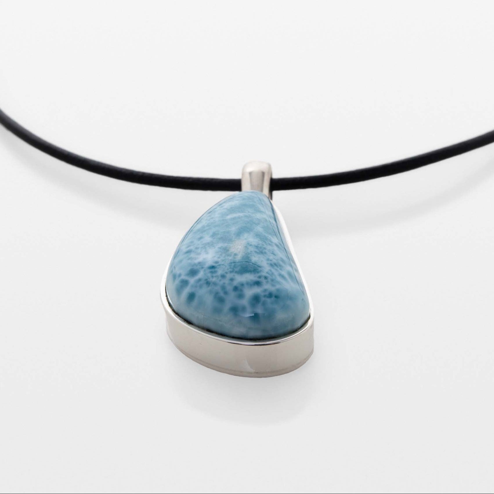 Larimar Pendant Gloria