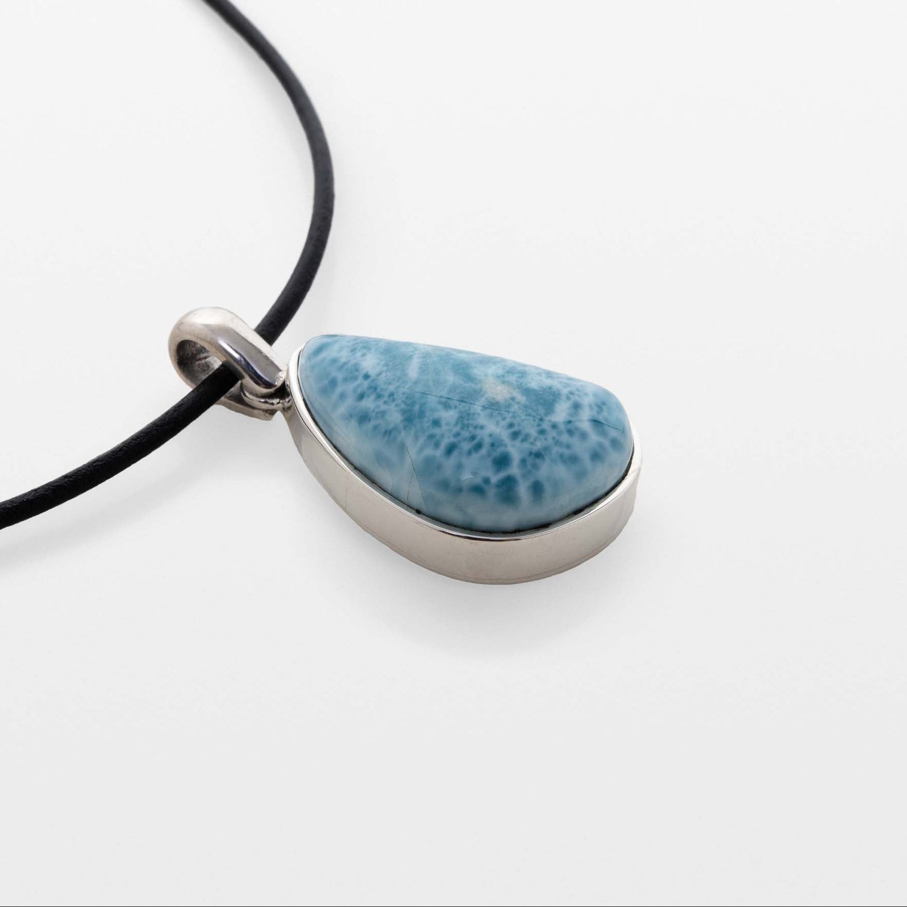 Larimar Pendant Gloria
