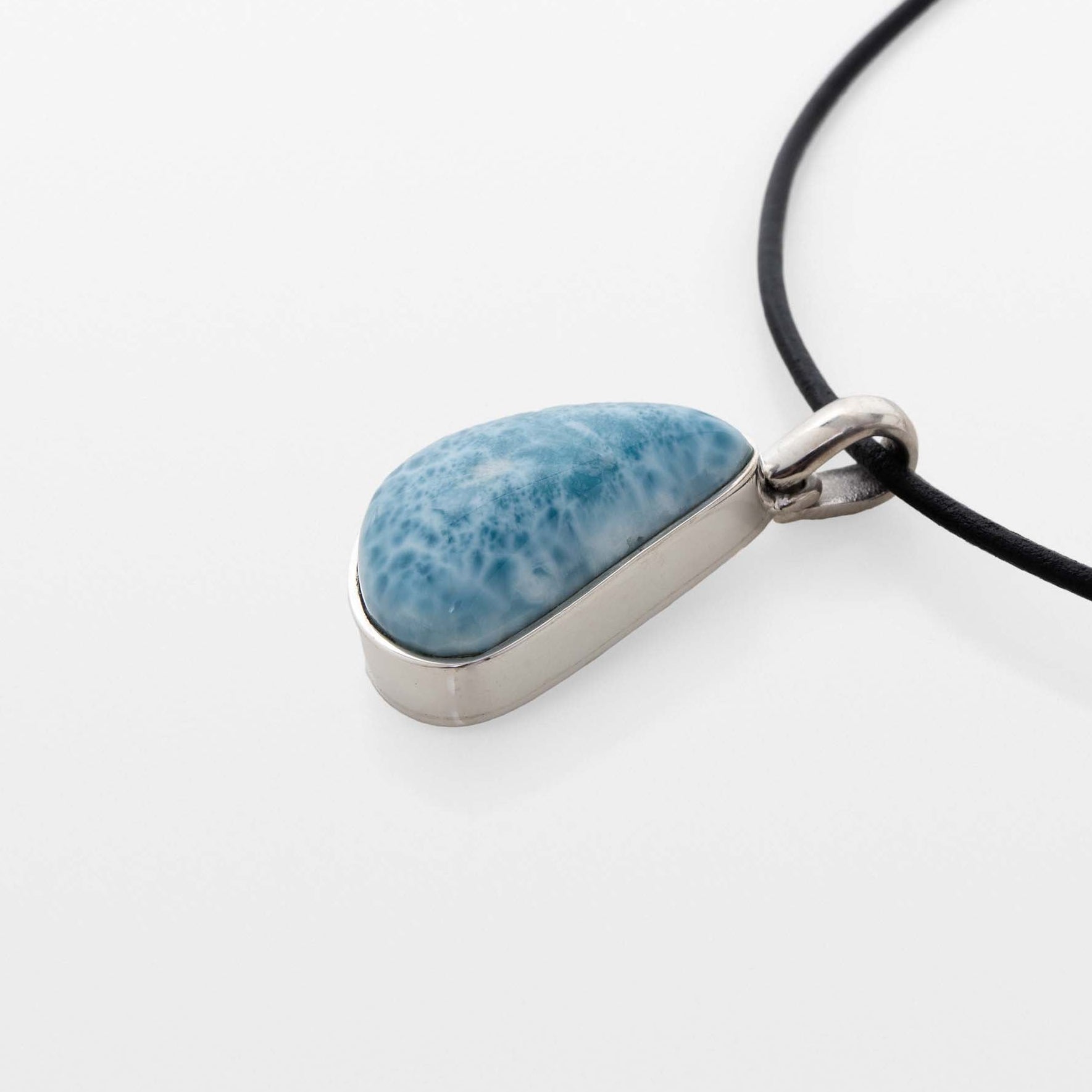 Larimar Pendant Gloria