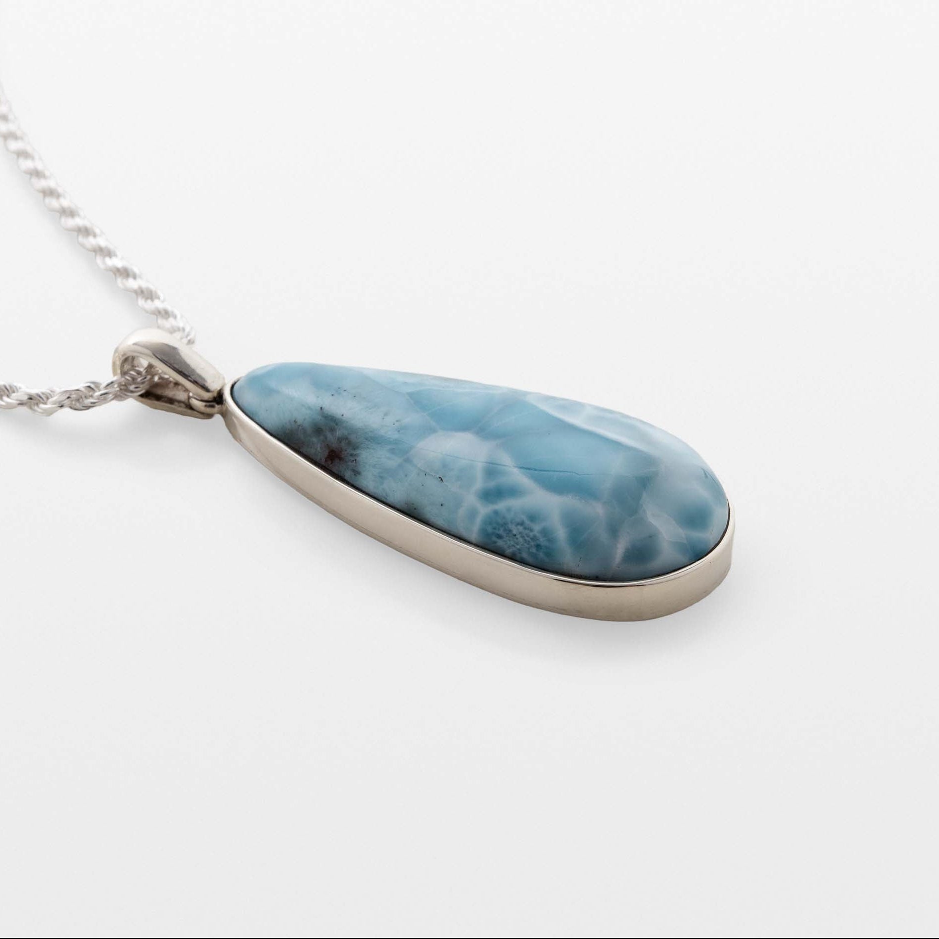 Larimar Pendant Gwyn