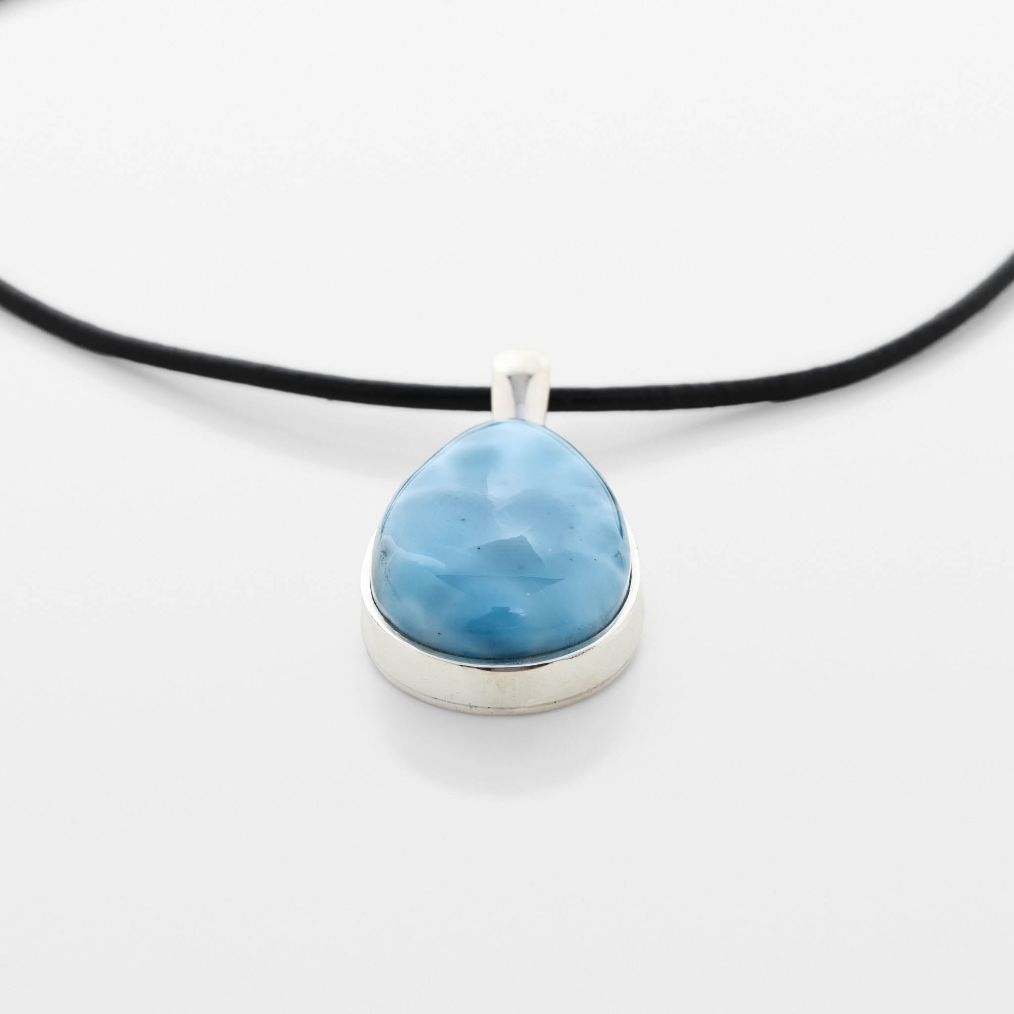 Larimar Pendant Oriana