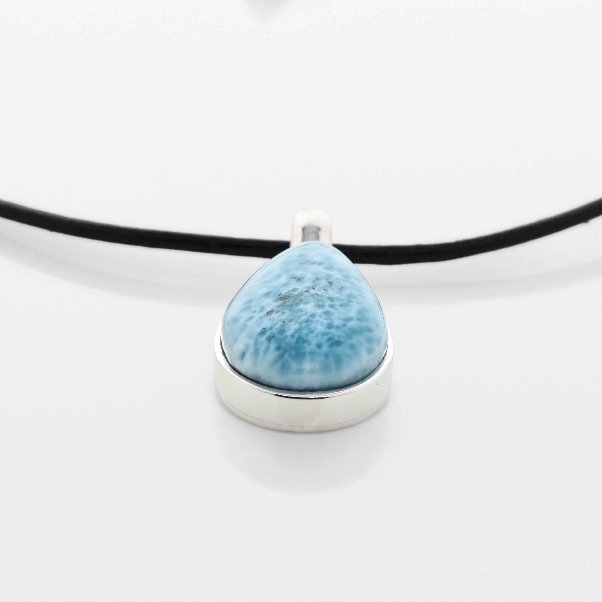 Larimar Pendant Ovelia