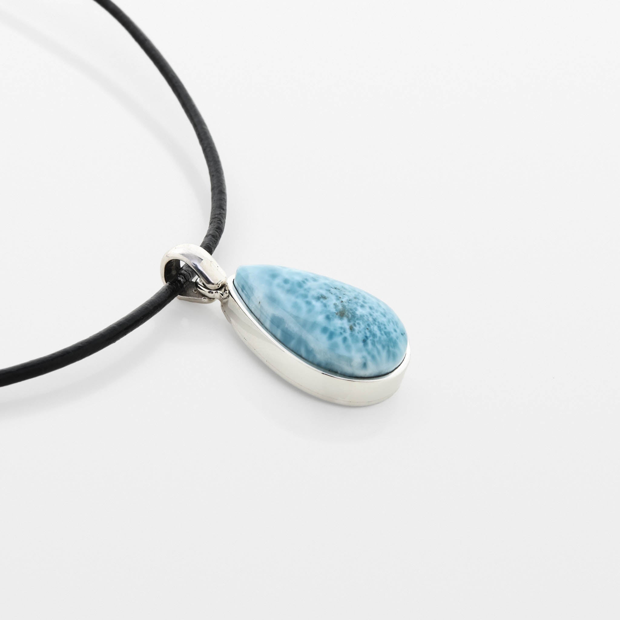 Larimar Pendant Ovelia