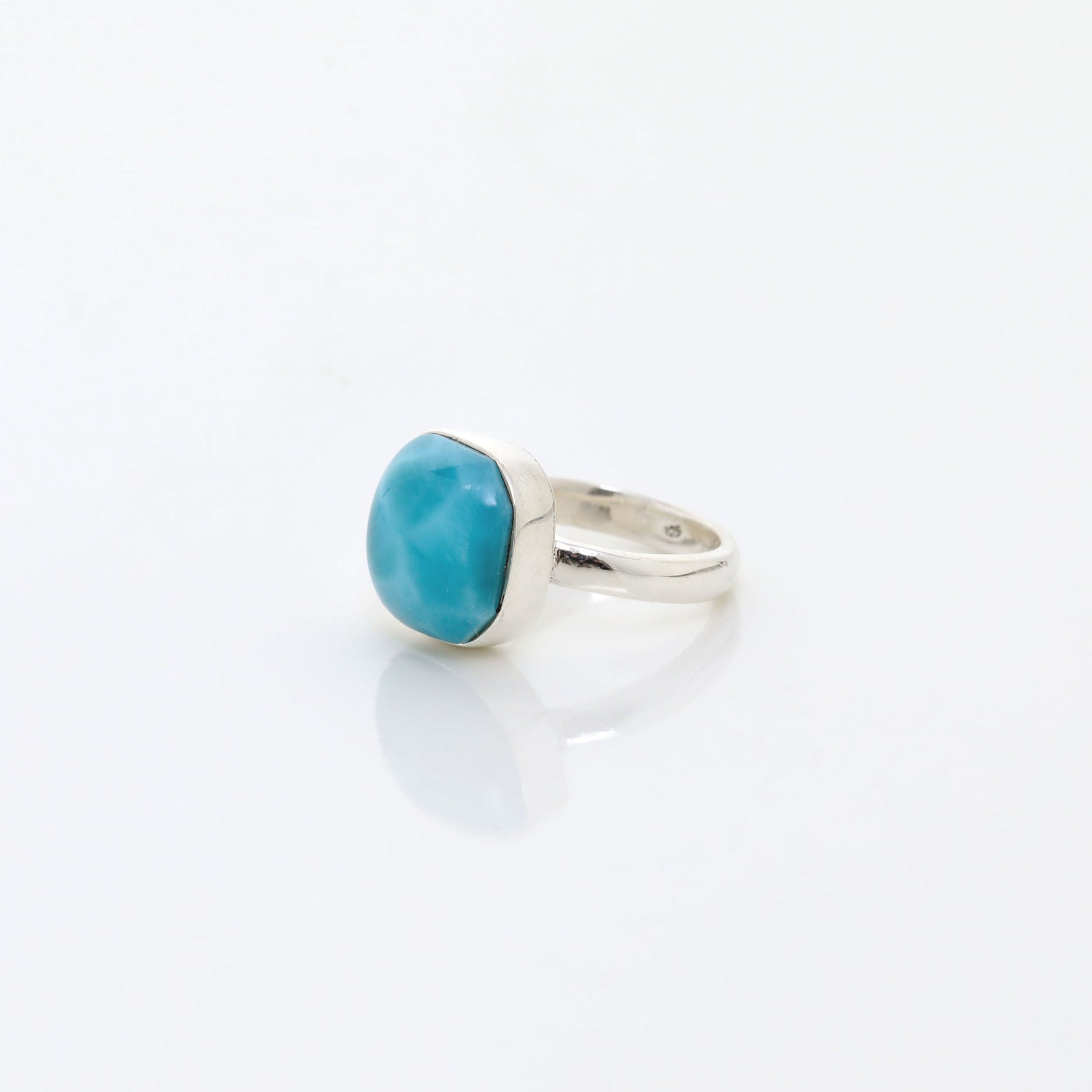 Larimar Ring Vallie