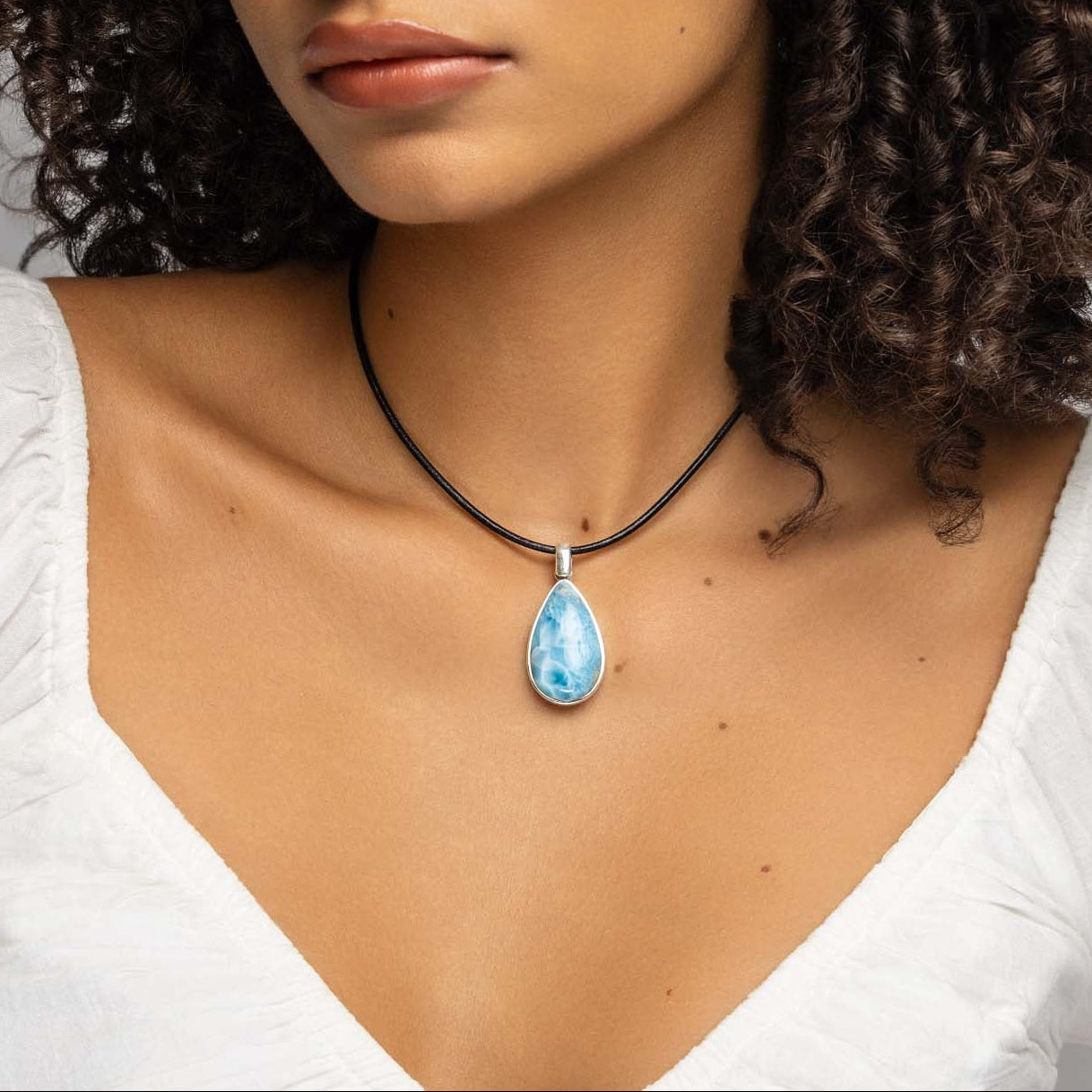Larimar Pendant Hollyn