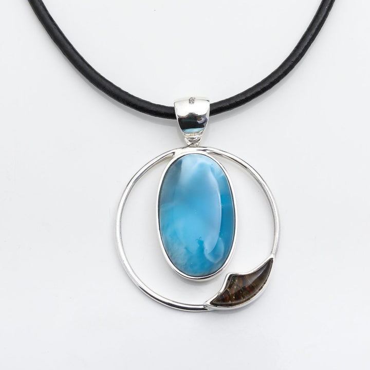 Larimar Amber Pendant, Isleña I