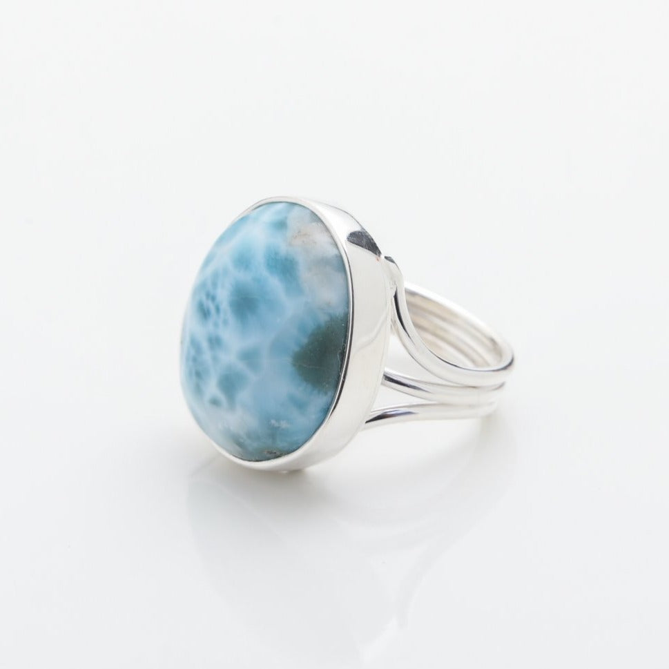 Larimar Ring, Vera