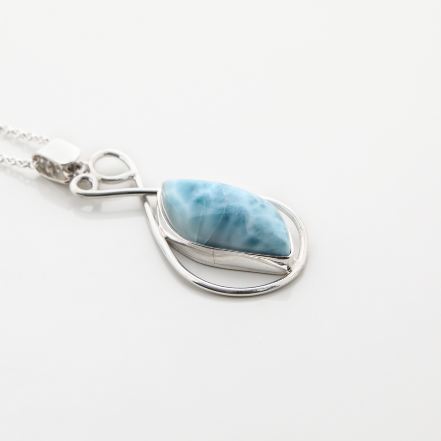 Noni Pendant