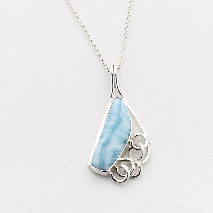 Larimar Pendant, Lynn
