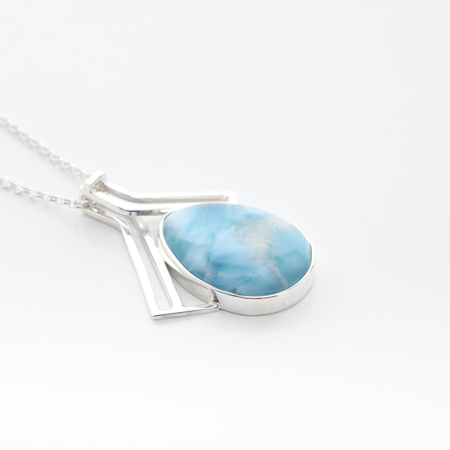 Larimar Pendant, Wataru