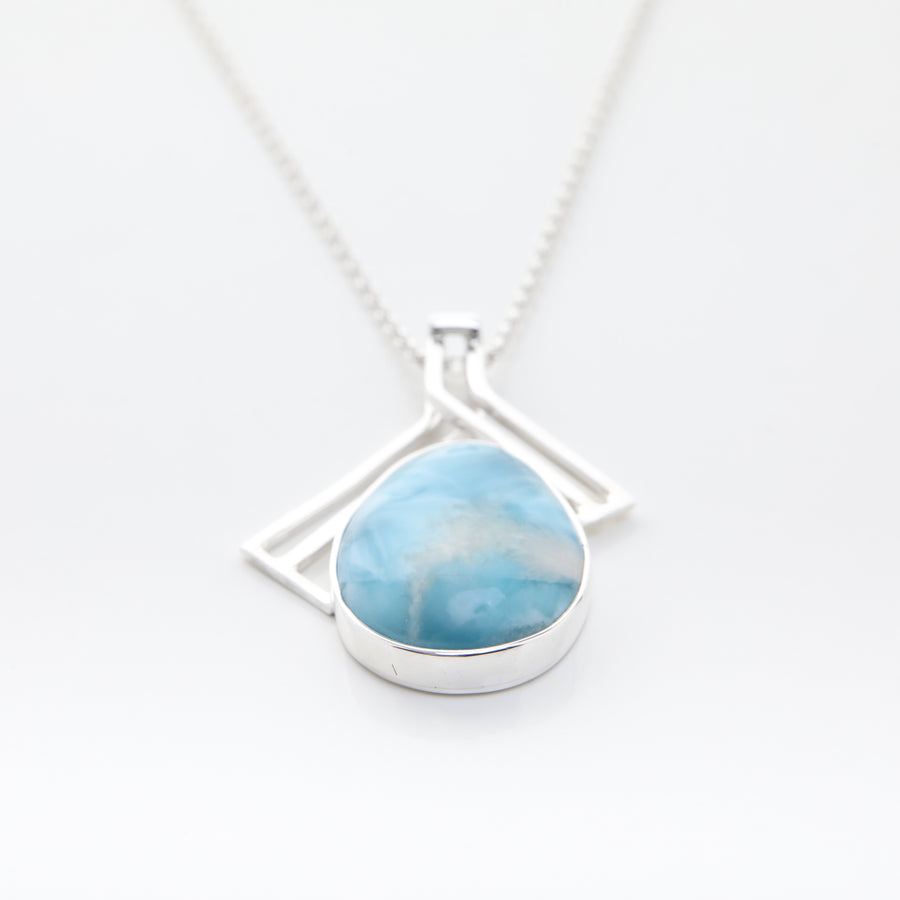 Larimar Pendant, Wataru