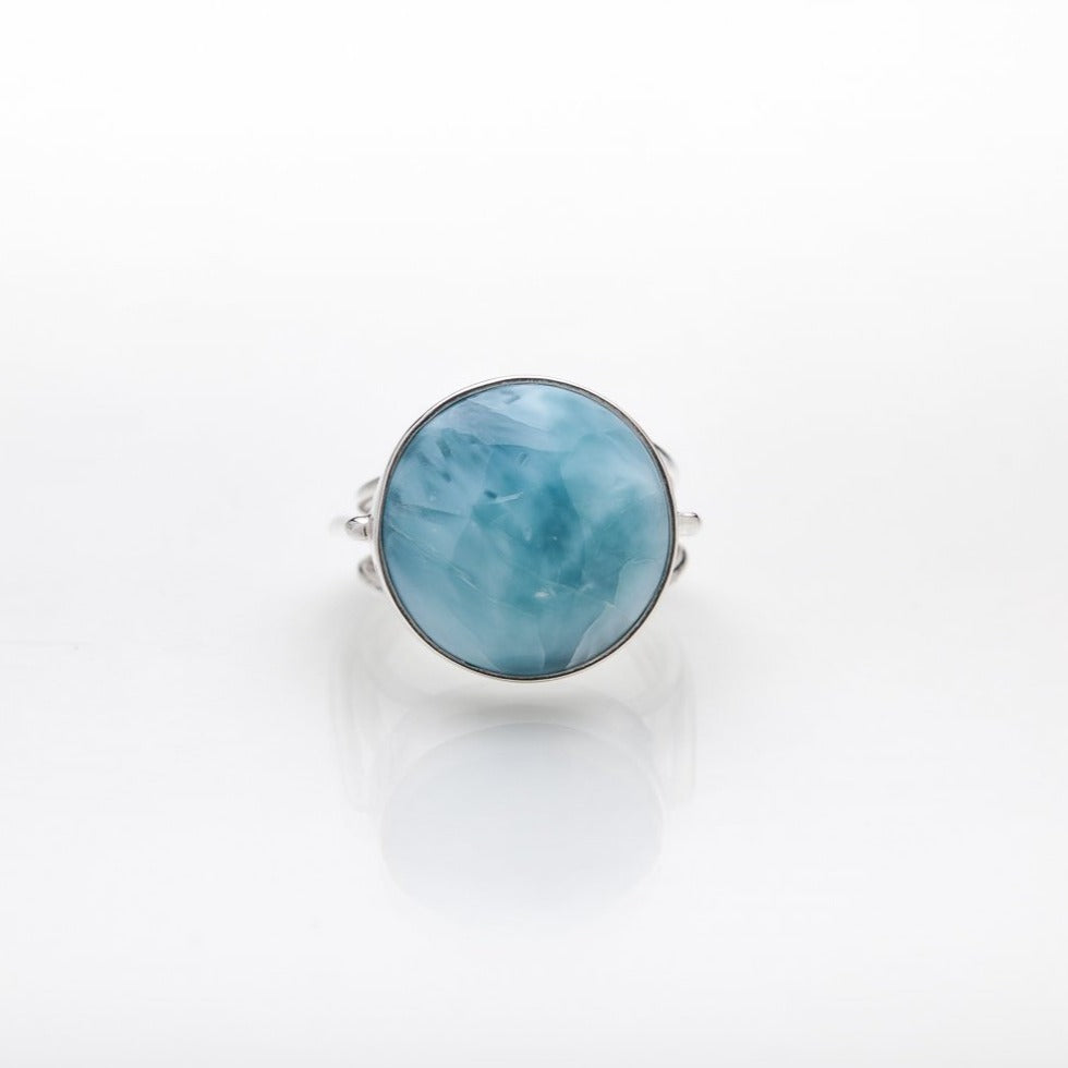 Round Larimar Ring, Efe