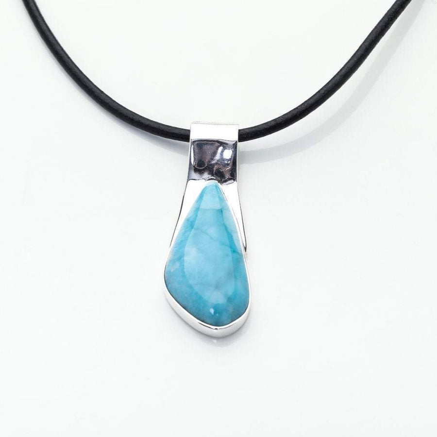 Larimar Pendant, Monika